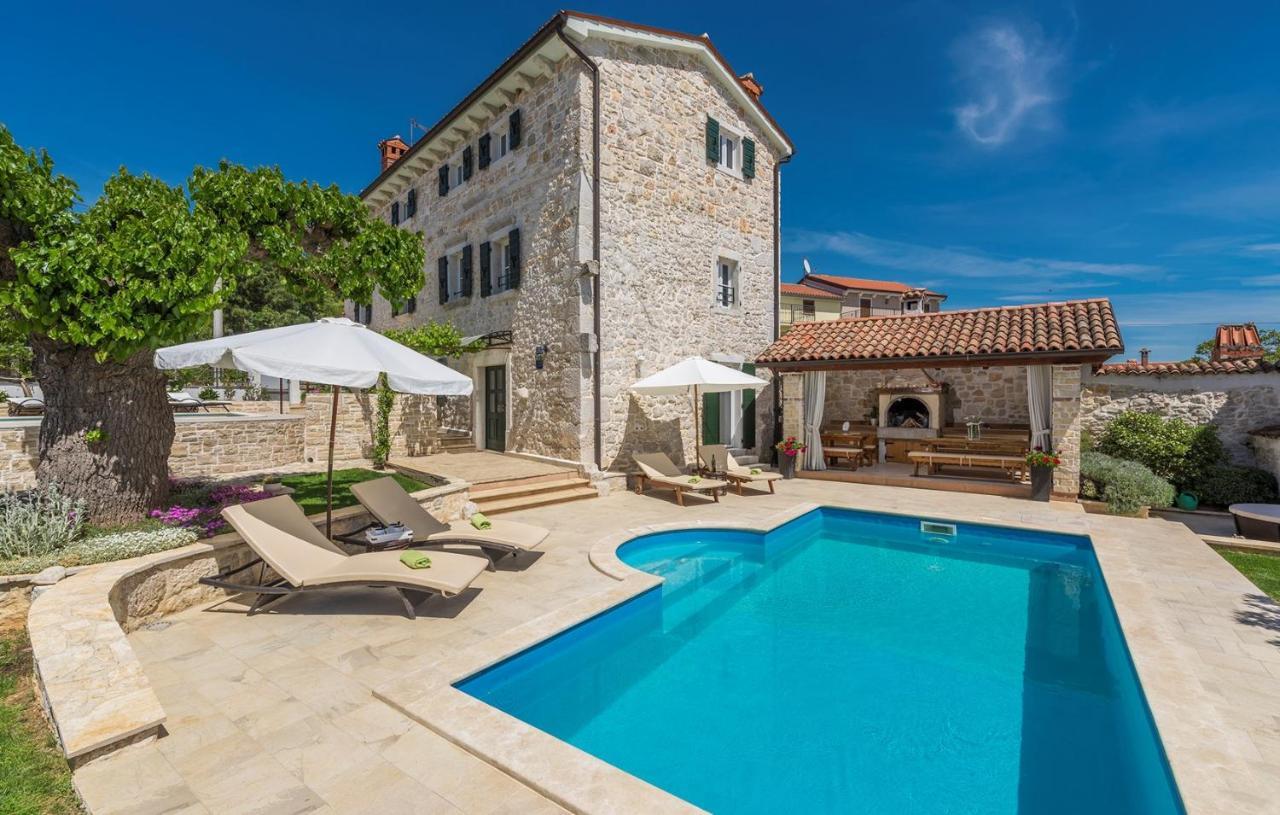 Beautiful Stone House - Villa Parentium With Private Pool Dračevac Zewnętrze zdjęcie