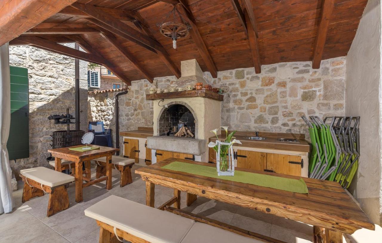 Beautiful Stone House - Villa Parentium With Private Pool Dračevac Zewnętrze zdjęcie